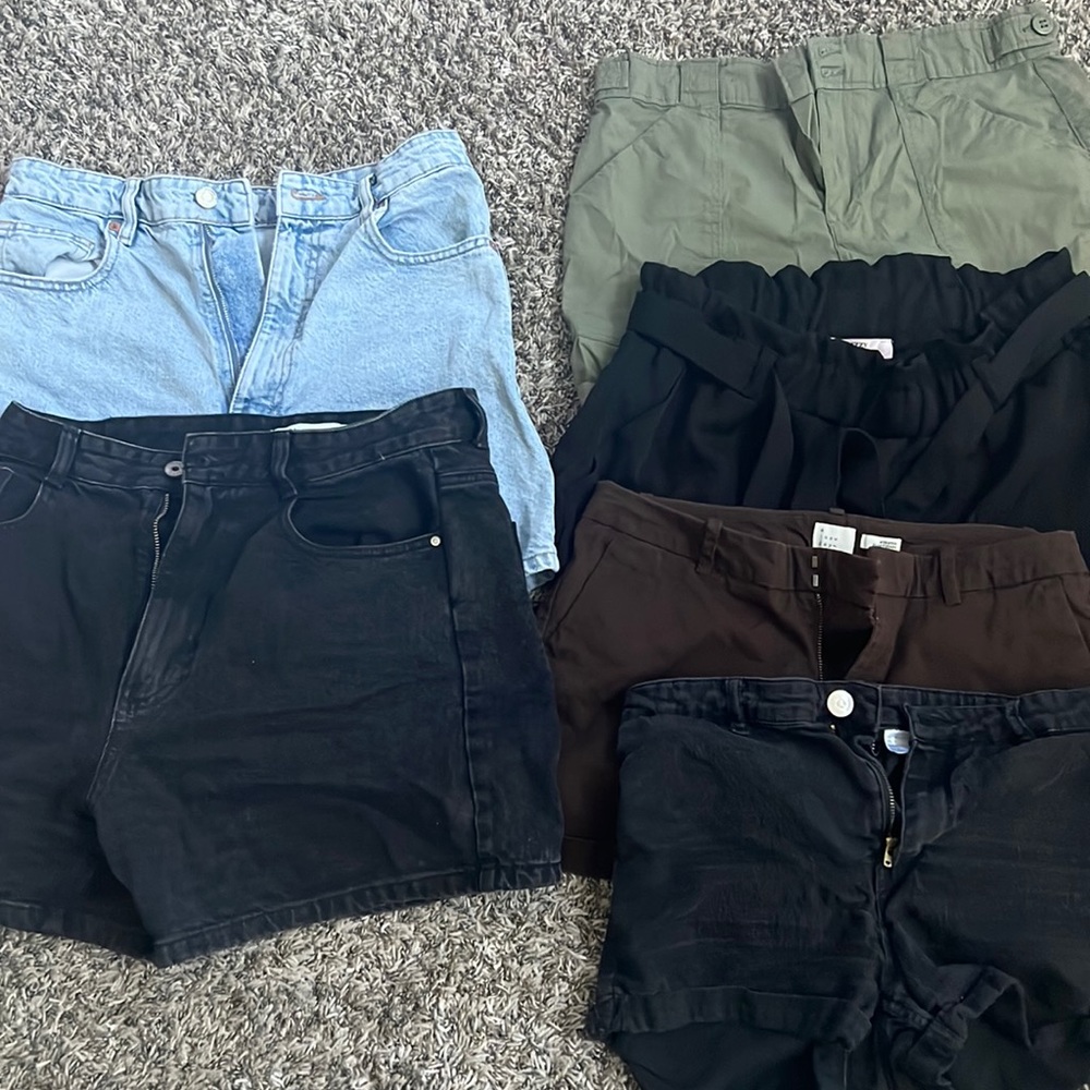 Lot of 6 Shorts -Large